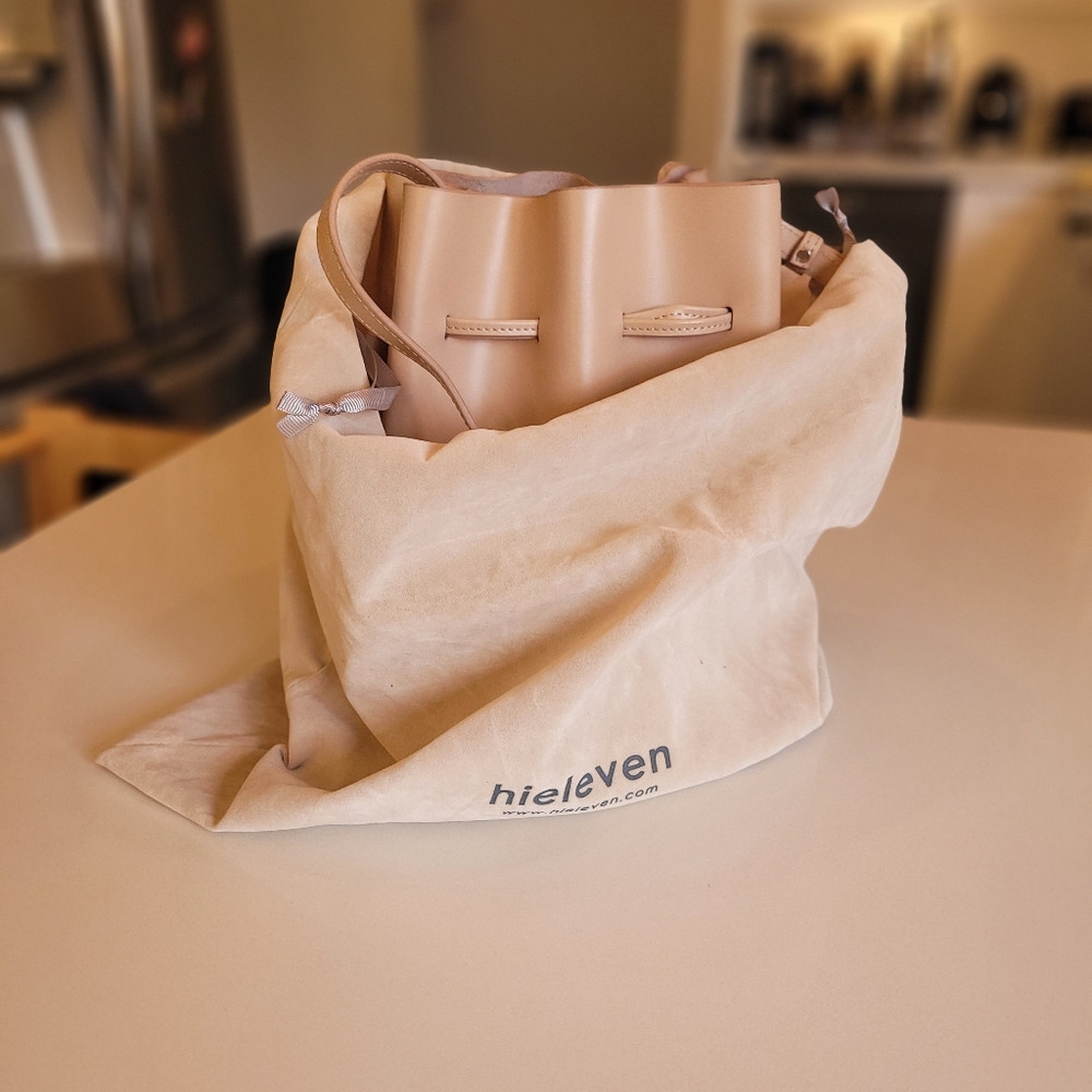 Hieleven Blush Beige Cattle Leather Crossbody Shoulder Bucket Bag